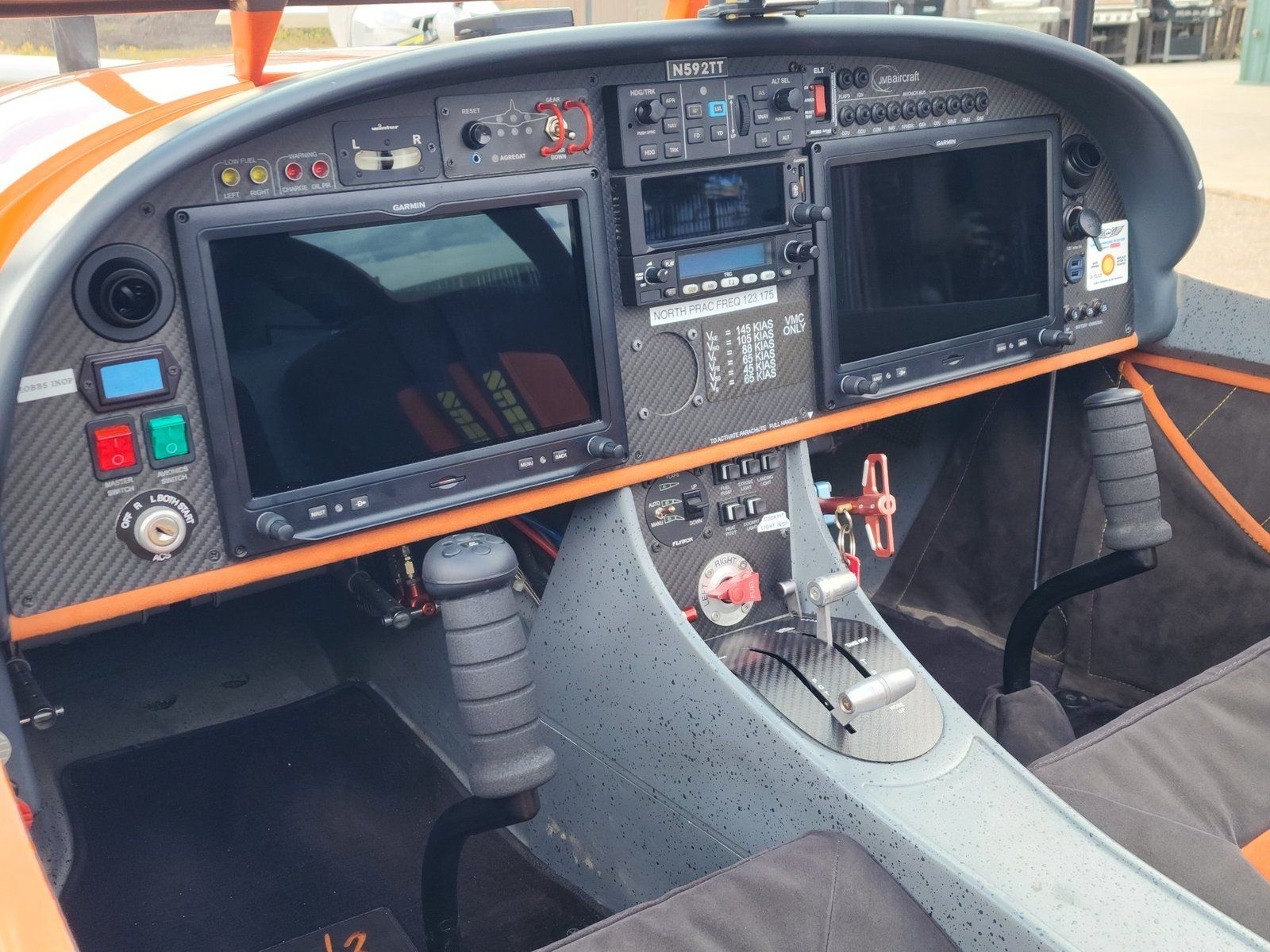 2023 JMB VL-3 LSA N592TT – Garmin G3X avionics panel