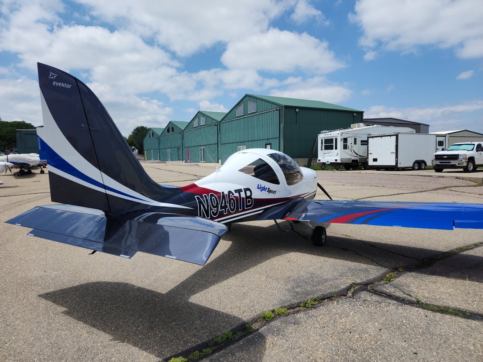 2024 Evektor Harmony LSA N946TB – rear 3/4 right tail