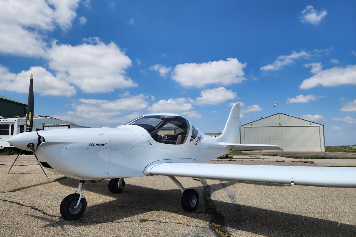 2024 Evektor Harmony LSA N987TB – nose on