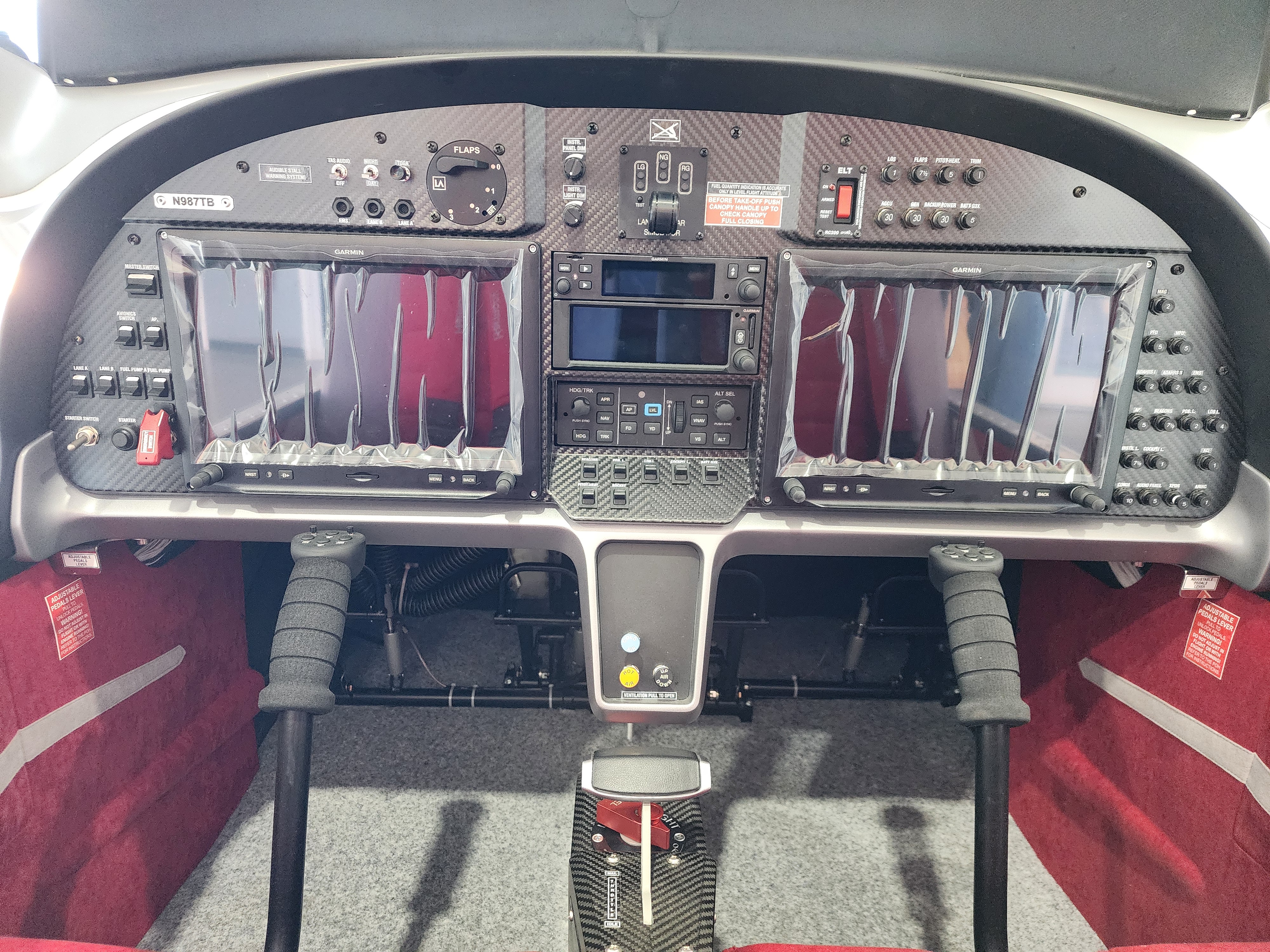 2025 Evektor Harmony LSA N987TB – interior looking aft, dual red seats