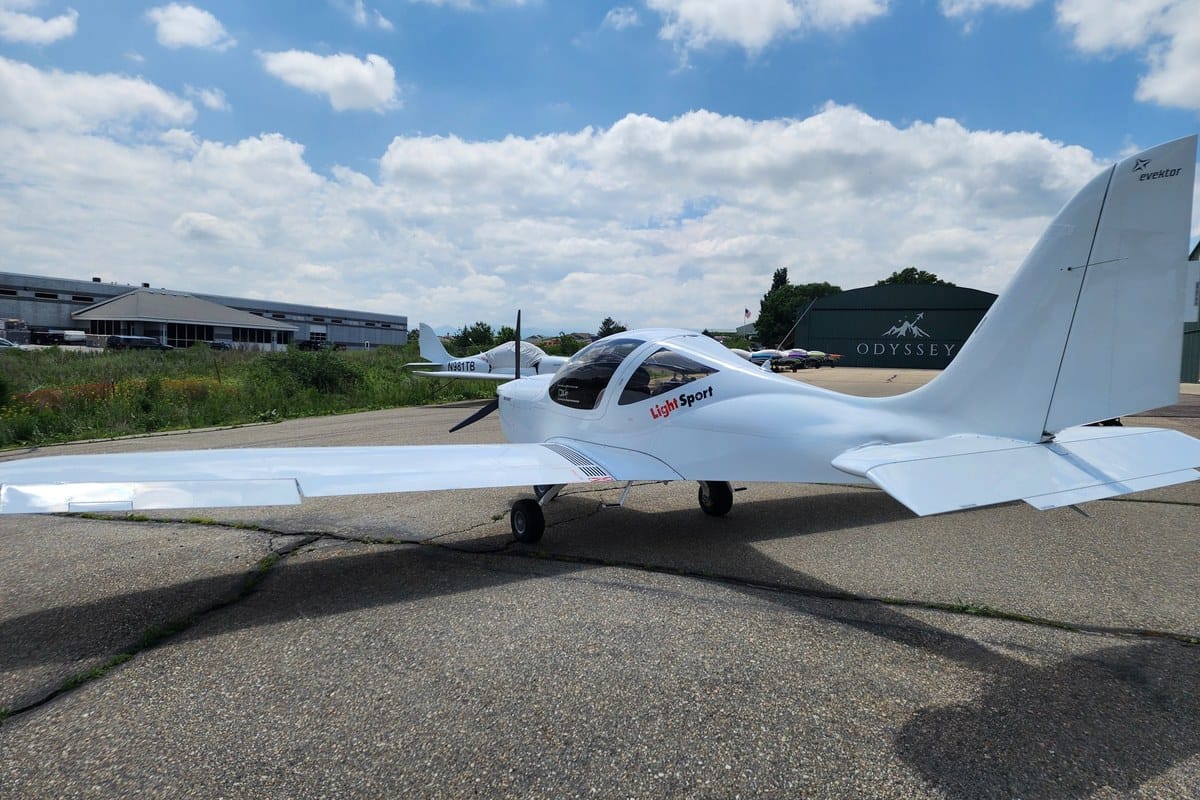 2024 Evektor Harmony LSA N987TB – front left quarter