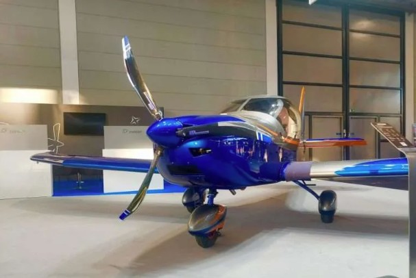 Evektor Harmony NG in flight